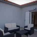 ヴィラ Babis House