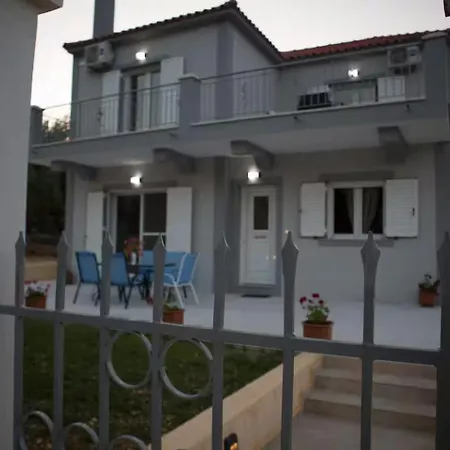 Babis House Καραβόμυλος
